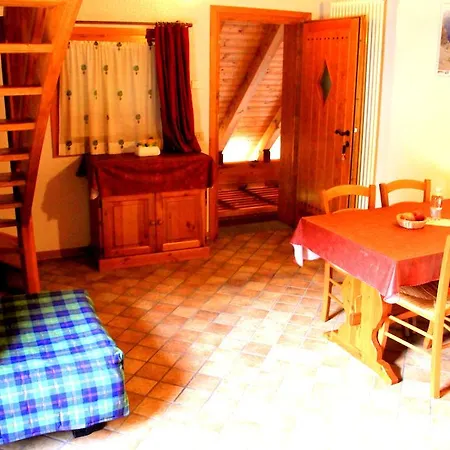 Alloggio per agriturismo Pian Dei Tass *